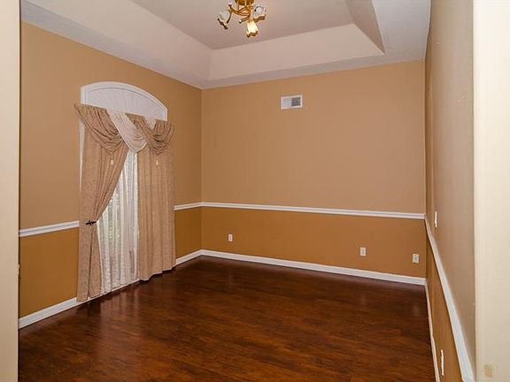 3rd image of 1453 Valley Pine Cir