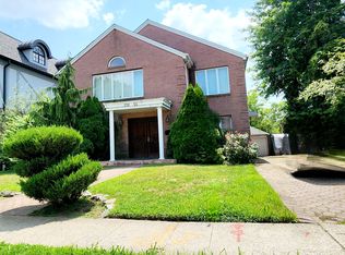 (Undisclosed Address), Flushing, NY 11367