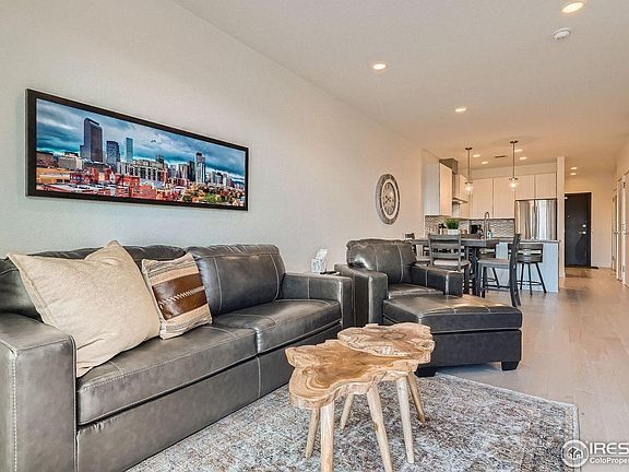 4th image of 1616 S Broadway #304