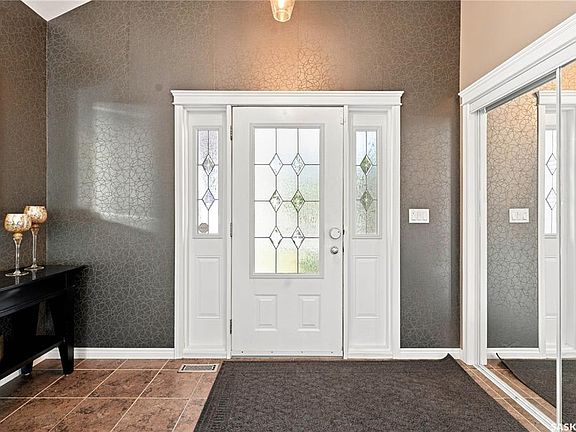 5th image of 554 Lynd PLACE