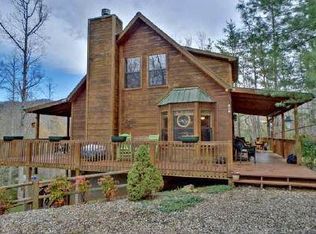 203 April Ln, Blairsville, GA 30512