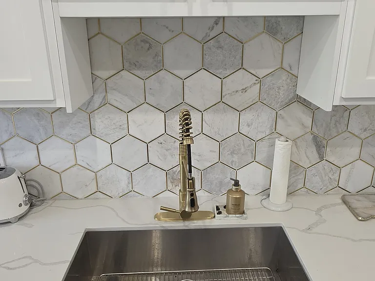 1076 S Orange Grove Ave #1 — Photo 10