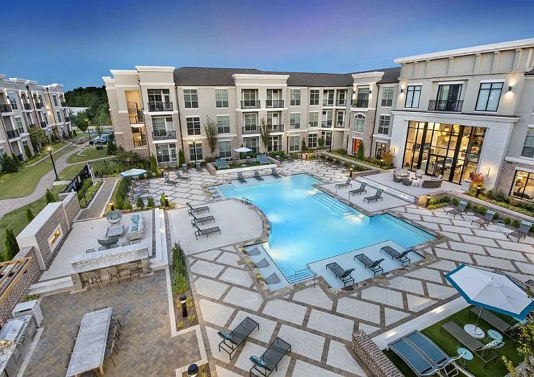 Ten45 Suwanee — Photo 19