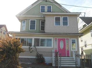 34-36 Putnam St, Bridgeport, CT 06608