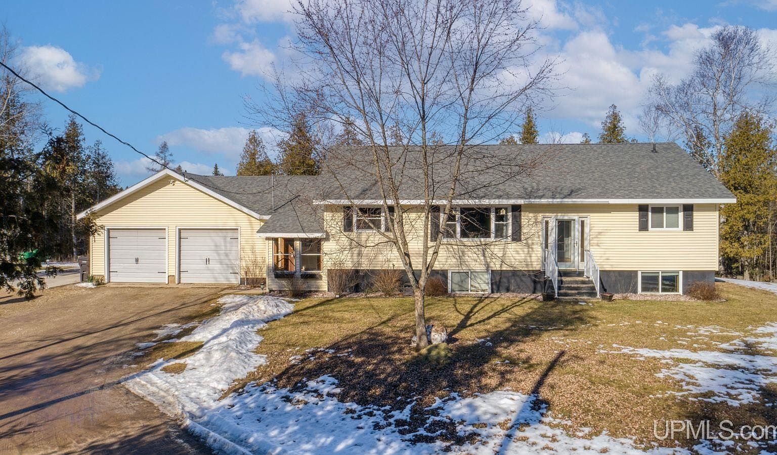 5779 J Rd, Escanaba, MI 49829 Zillow