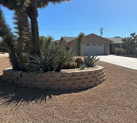 2nd image of 56623 El Dorado Dr