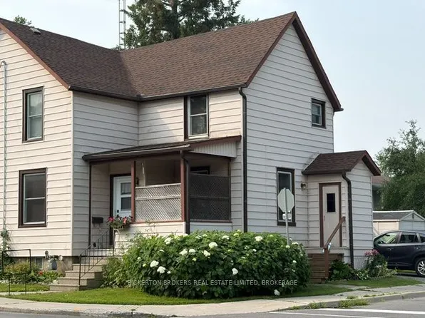 292 William St N, Gananoque, ON K7G 1S5