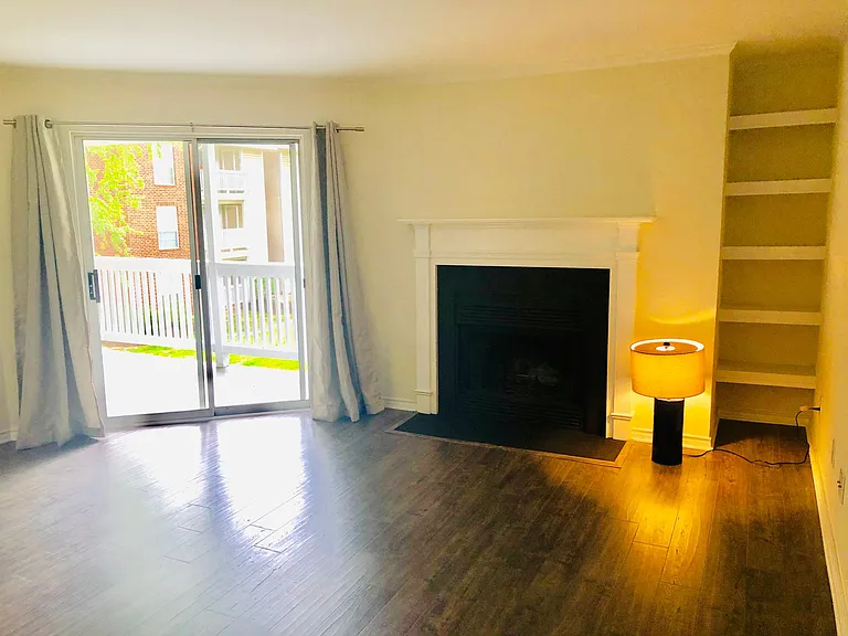 1535 Lincoln Way #202 — Photo 1