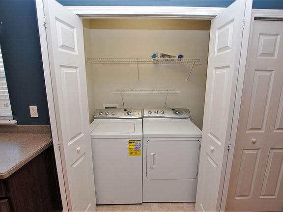 5th image of 6608 Jefferson Garden Ct #15D