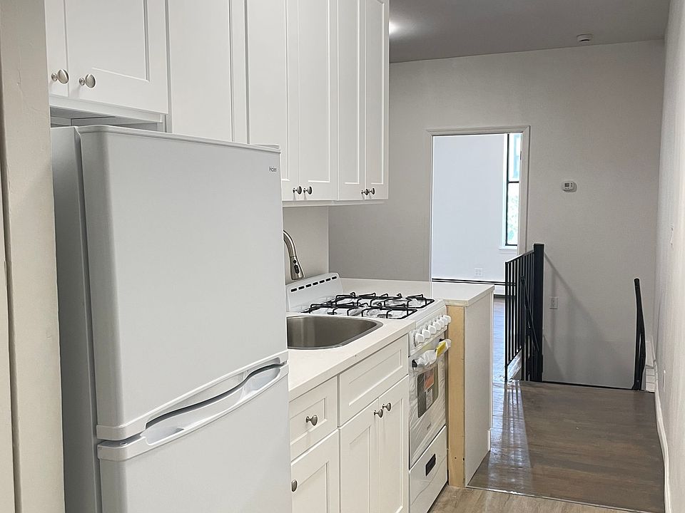 1st image of 47 Clifton Pl APT 1B