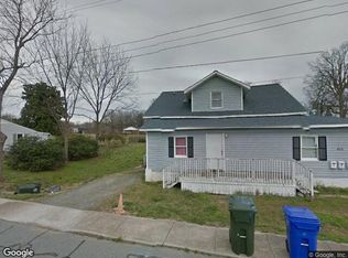 406 W Clay St, Mebane, NC 27302