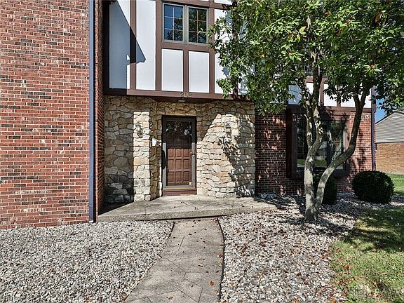 3rd image of 208 Water St