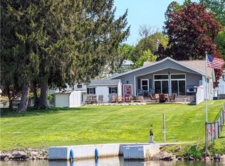 23 State St, Phoenix, NY 13135