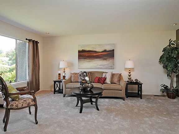 5th image of 6645 Mount Forest Dr