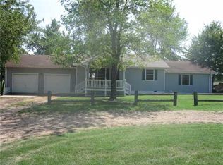 4097 County Road 370 Rd, Eucha, OK 74342