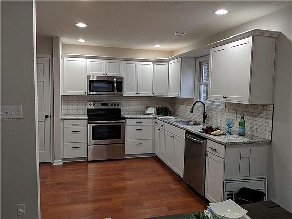 5th image of 1101 Fallway Ct