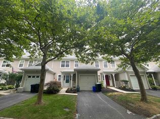 62 Lighthouse Ct #2004, Atlantic City, NJ 08401