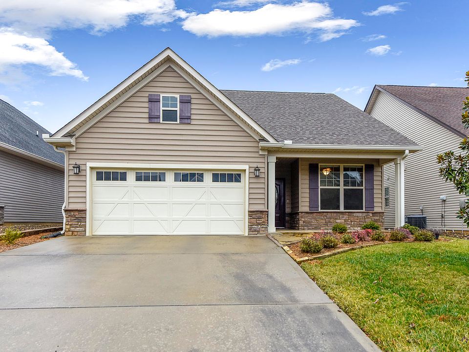 1st image of 12051 Woodhollow Ln