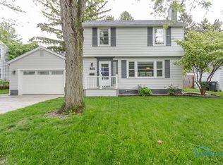752 Inwood Pl, Maumee, OH 43537