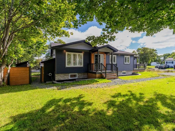 615 Main Road, Goulds, NL A1S1J2