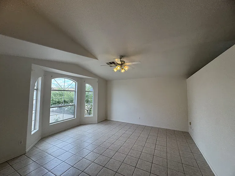 3719 N Roosevelt St — Photo 1