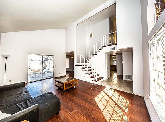3rd image of 12877 Velvetleaf St