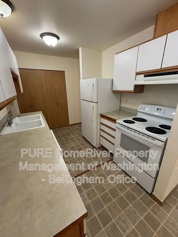 3 bed, 2.0 bath, $1,850 — Photo 2