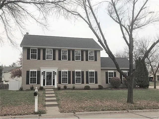 1142 Clydesdale Dr photo 1