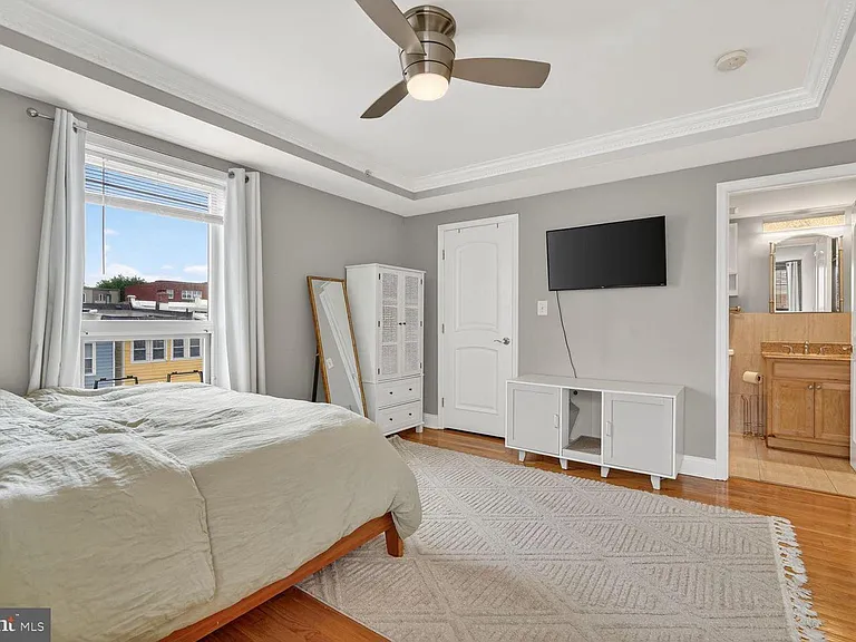 712 Marietta Pl NW #204 — Photo 12