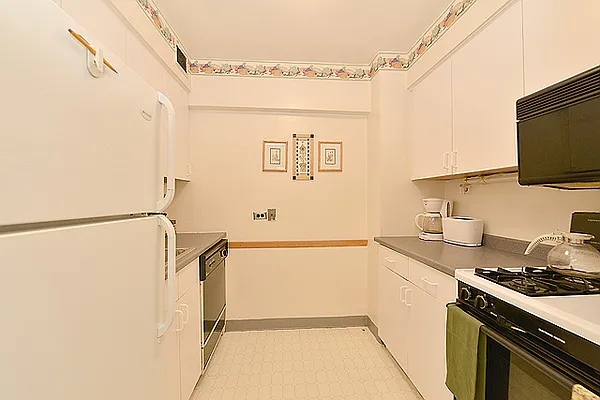 Sold by Nolan Properties | media 8