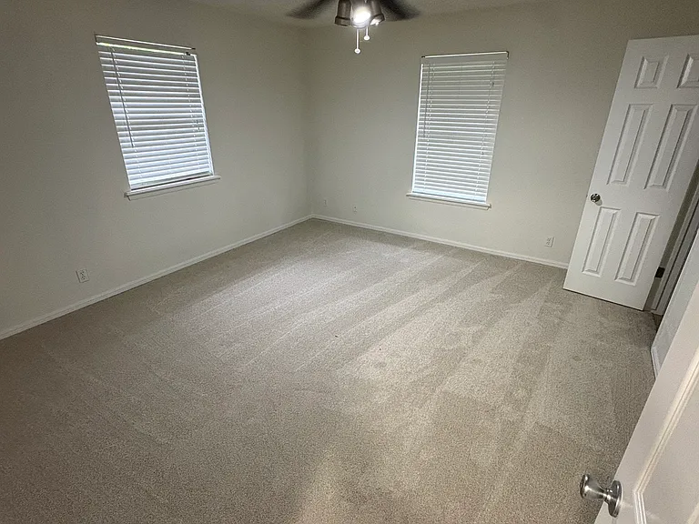 2101 W Gary St — Photo 13
