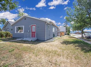 523 4th St W, Williston, ND 58801