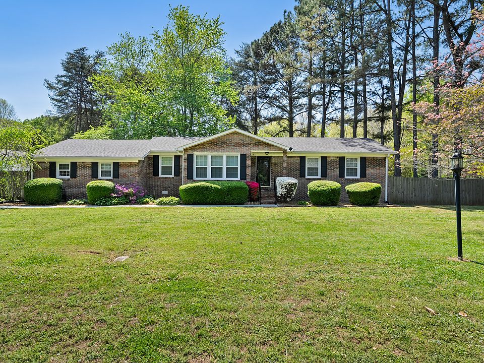 1st image of 50 Maple Dr