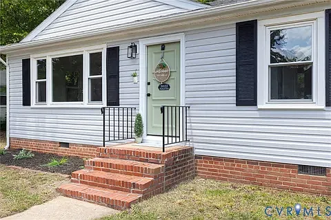 3 bed, 1144 sqft, $2,250 — Photo 3