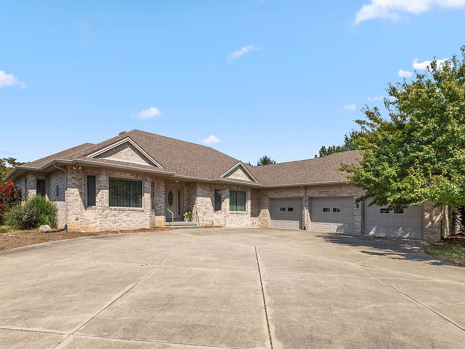 1st image of 505 Kelly Dr