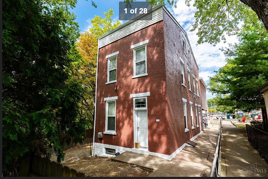 1st image of 326 Emming St