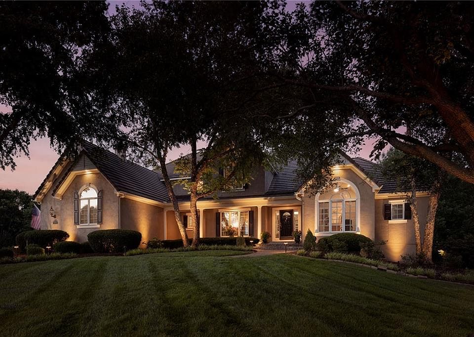 14605 Delmar St, Leawood, KS 66224 Zillow