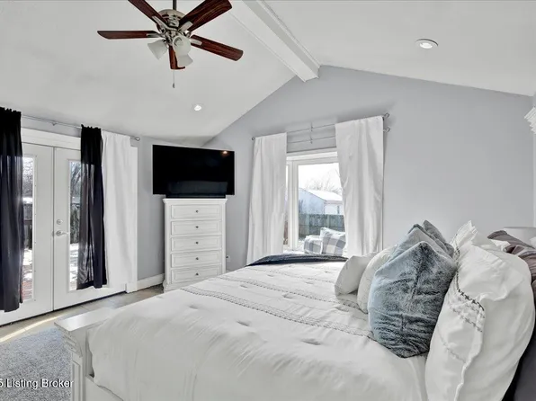 6117 Dobson Ct, Louisville, KY 40229