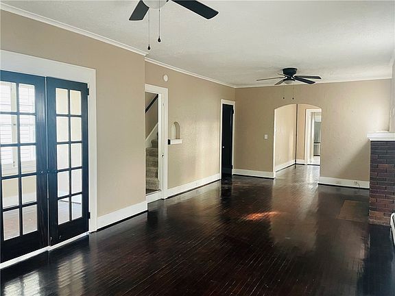 3rd image of 35 Ransom St