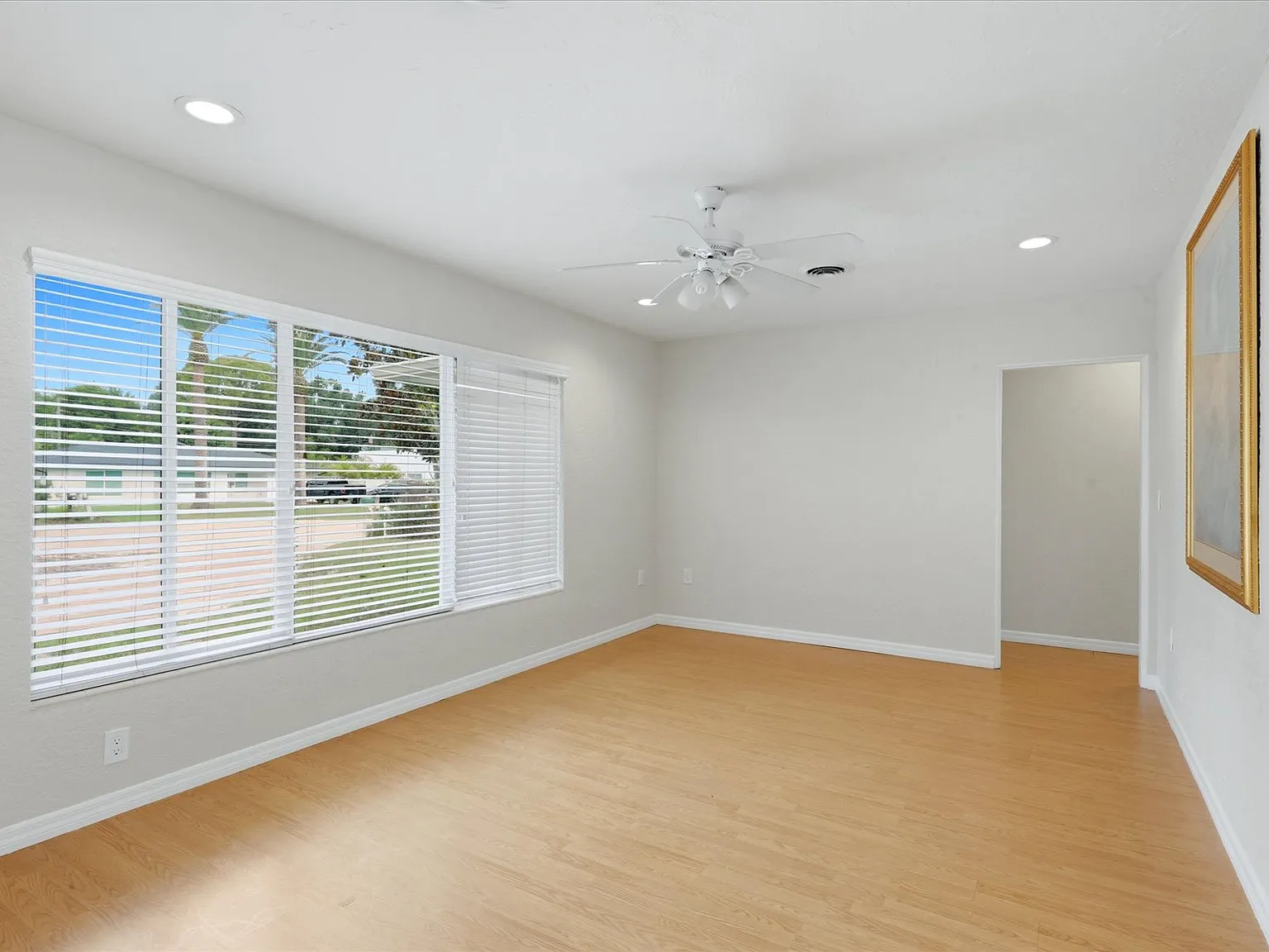4 bed, 2080 sqft, $4,200 — Photo 2