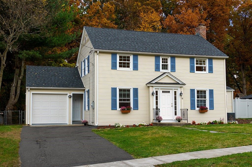 90 Hartwick St, Springfield, MA 01108 | Zillow