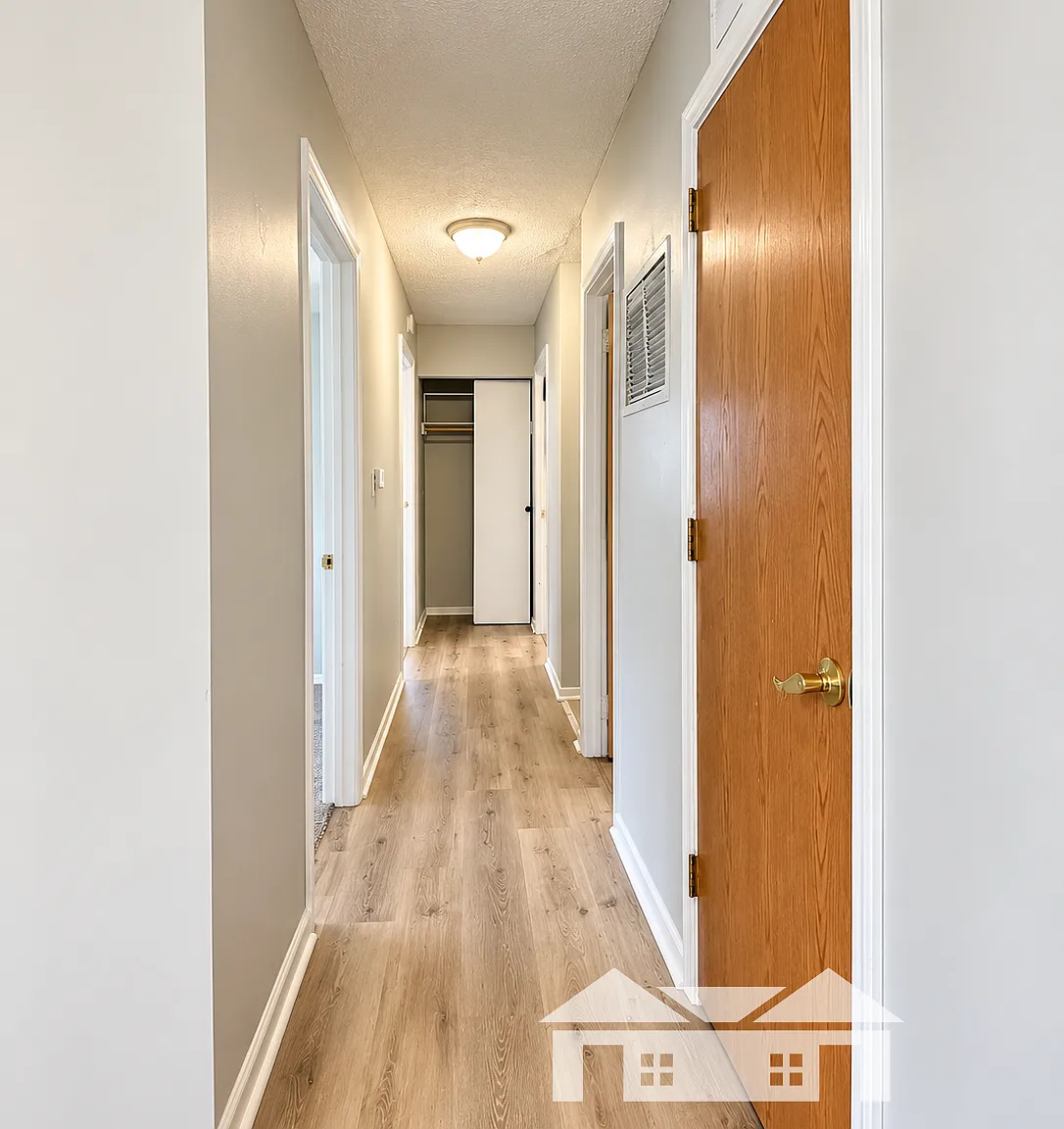 3 bed, 903 sqft, $1,295 — Photo 4