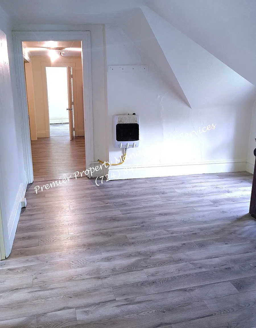 1129 Chartiers Avenue, Unit 5 — Photo 2