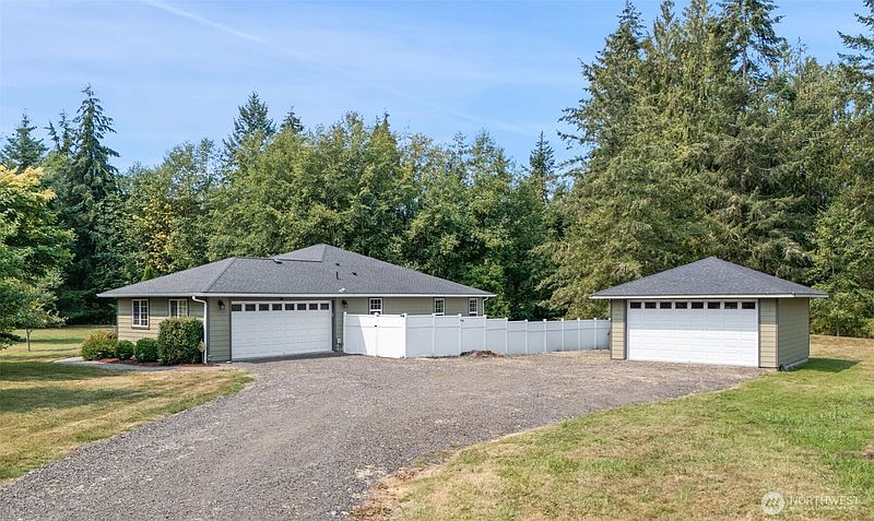 2nd image of 5142 Happy Valley Road