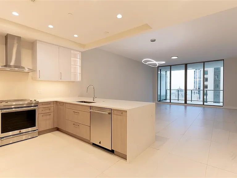 275 1st Ave S #1504 — Photo 8