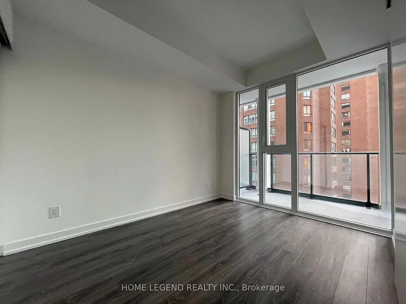 2 bed, $2,800 — Photo 3