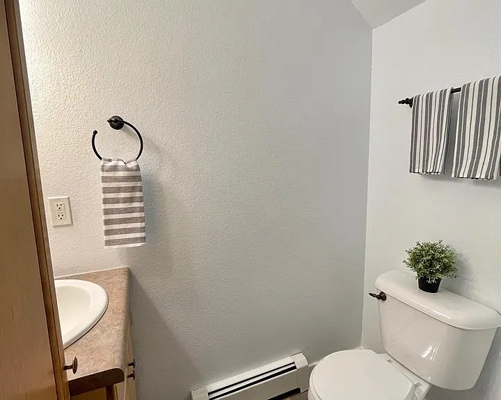 254 Beacon Ct #5 — Photo 11