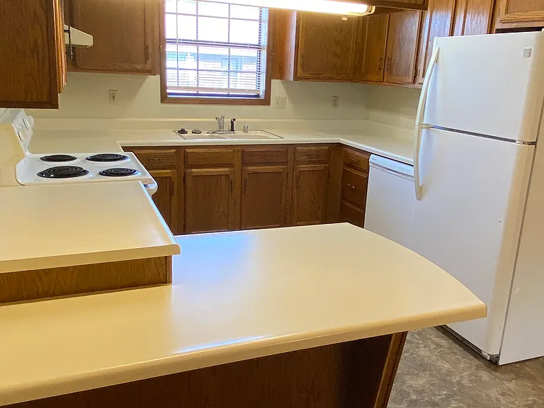 402 S Main St #4A — Photo 15