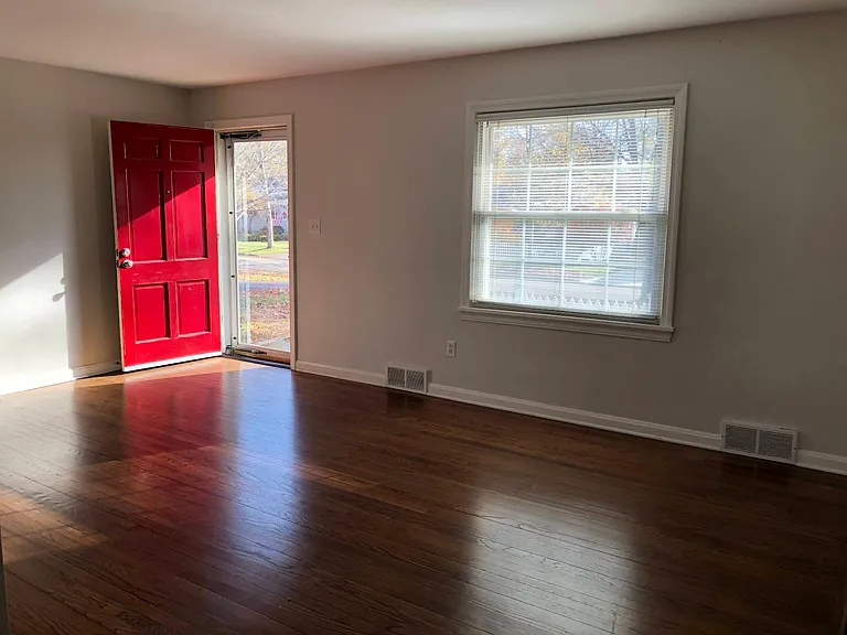 161 Elm St — Photo 27