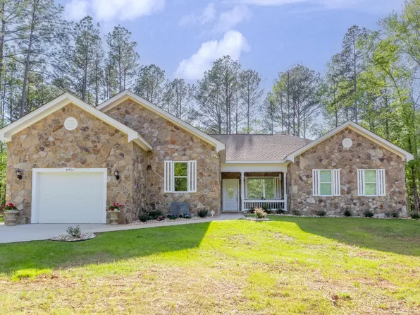 490 Shawnee Dr, Louisburg, NC 27549